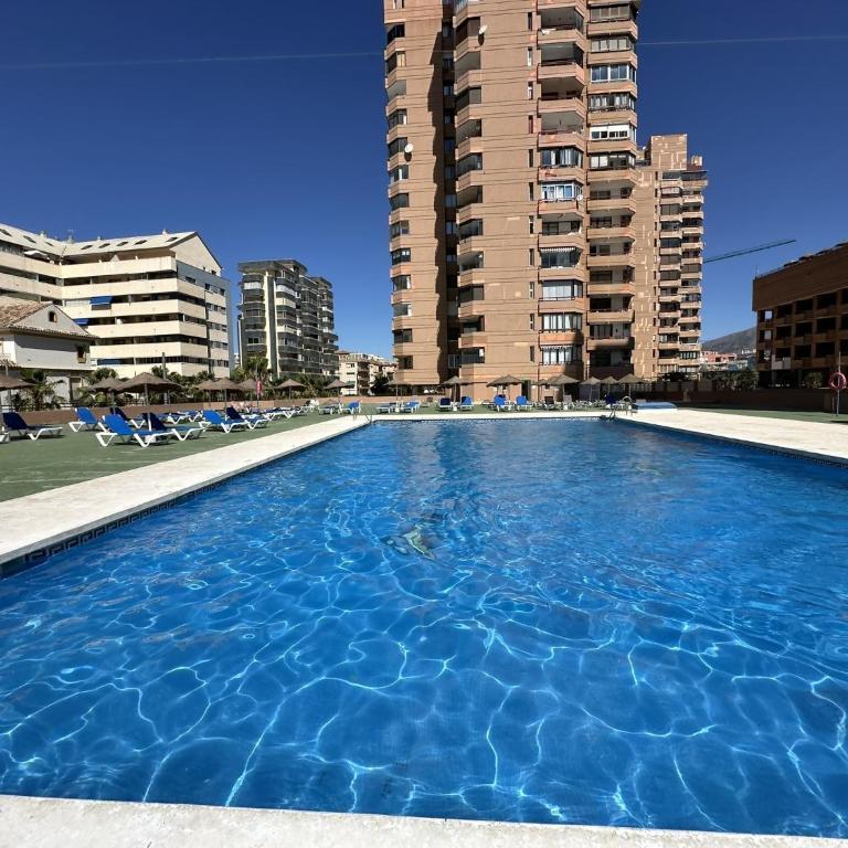 Apto con vistas al mar a 1min de playa Fuengirola - Apartamento - 22