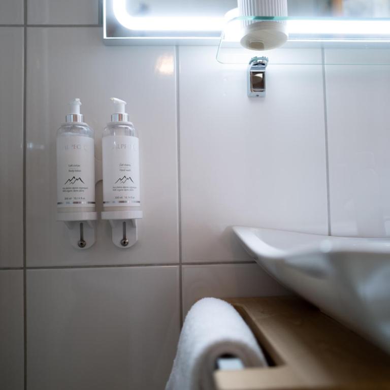 Chalet 4 Saisons - Boutique Alpine Guesthouse - Chambre Deluxe Double ou Lits Jumeaux - 16