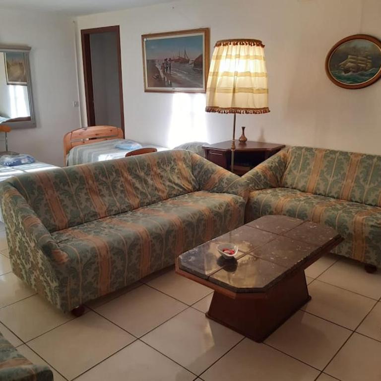 Appartement avec jardin privé à Montreux 100mt du lac - Apartment mit 1 Schlafzimmer - 12