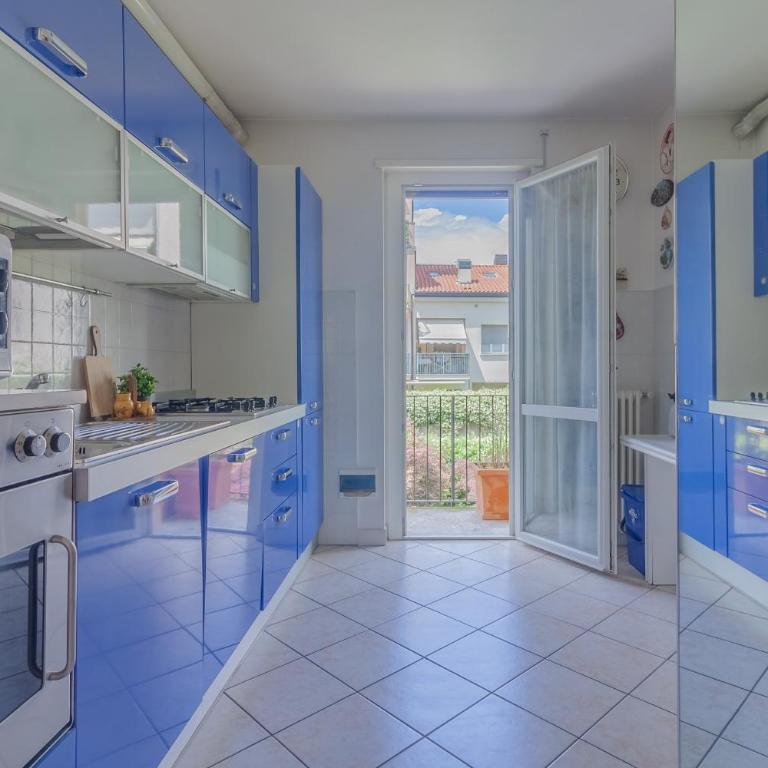Sunflowers Home - Appartamento con Balcone - 16