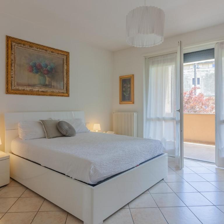 Sunflowers Home - Appartamento con Balcone - 24