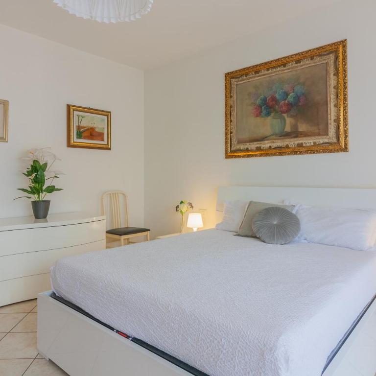 Sunflowers Home - Appartamento con Balcone - 25