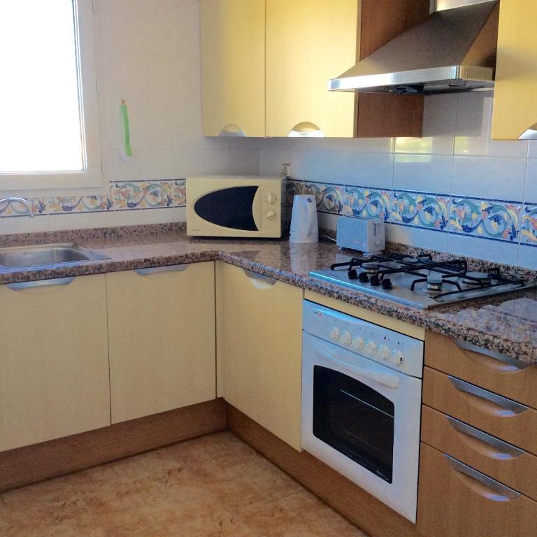 Apartment Sylvia, by beach, sea view, promenade, garage - Two-Bedroom Apartment with Balcony and Sea View - 24