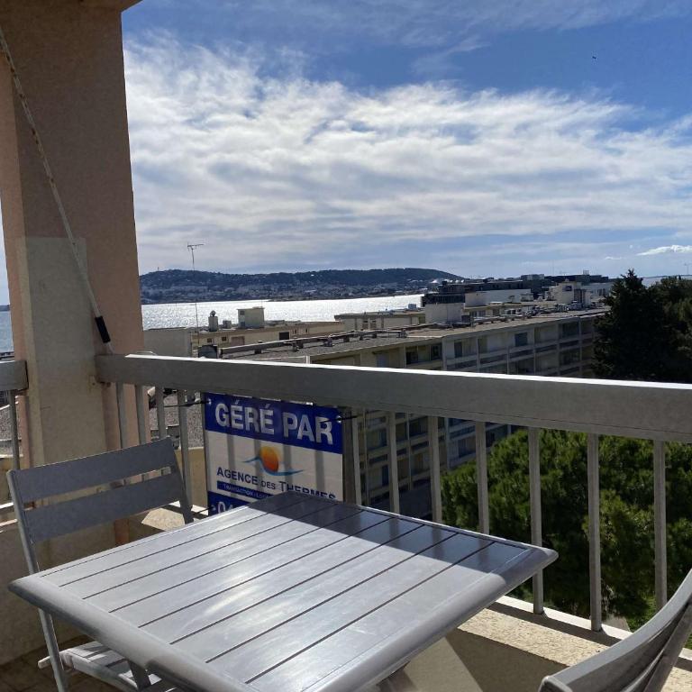 T1 équipé avec balcon et belle vue à Balaruc-les-Bains - FR-1-553-98 - Appartement (4 Adultes) - 1
