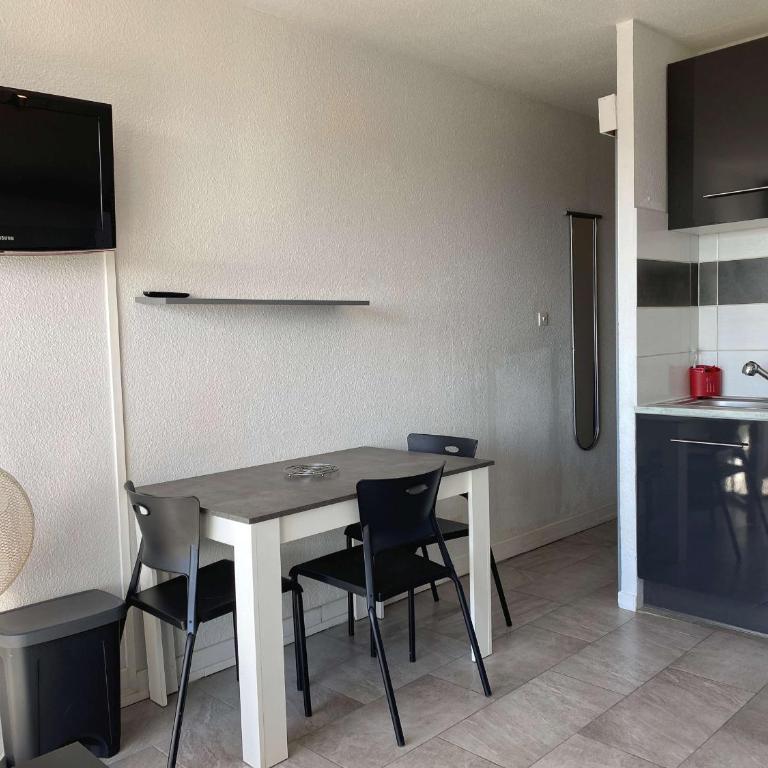 T1 équipé avec balcon et belle vue à Balaruc-les-Bains - FR-1-553-98 - Appartement (4 Adultes) - 6