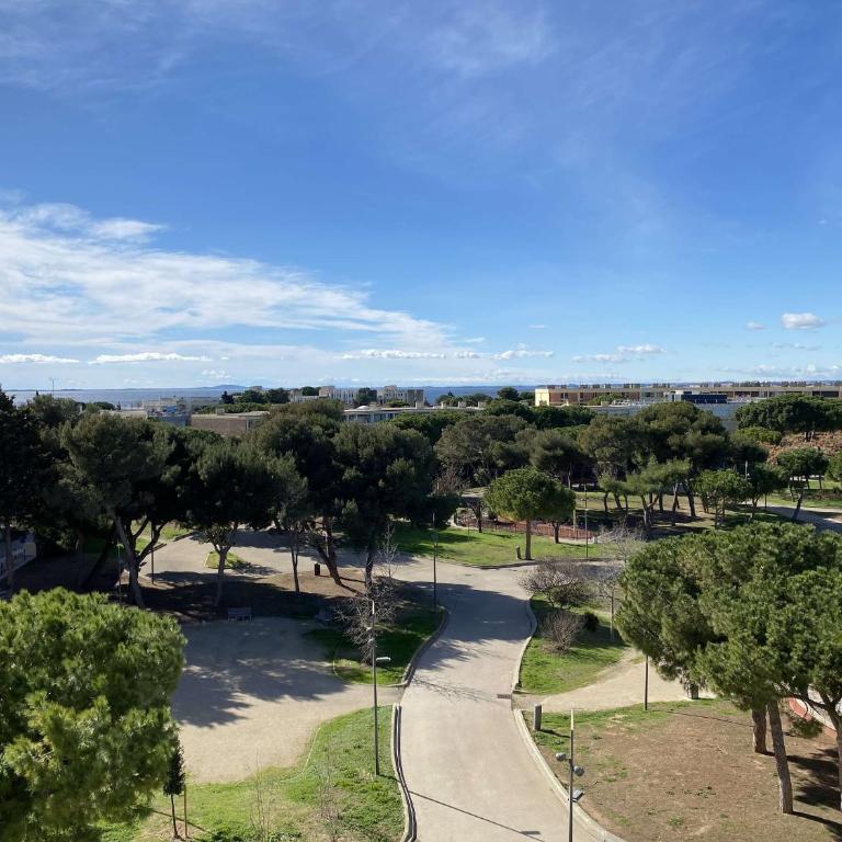 T1 équipé avec balcon et belle vue à Balaruc-les-Bains - FR-1-553-98 - Appartement (4 Adultes) - 13