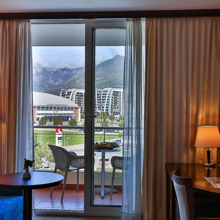 Hotel Princess - Double or Twin Room with Balcony - 6