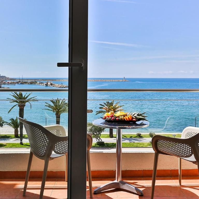Hotel Princess - Double or Twin Room with Balcony and Sea View - 2