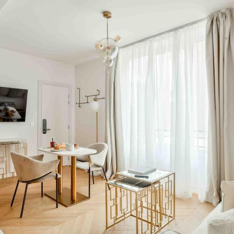 Romantic Getaway - Le Marais - with AC - Appartement 1 Chambre - 4