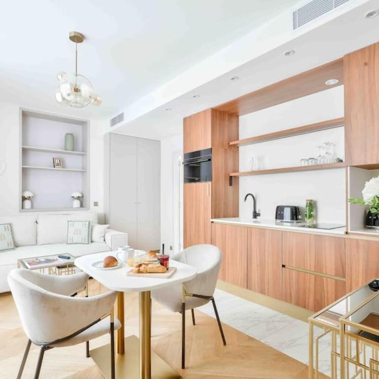 Romantic Getaway - Le Marais - with AC - Appartement 1 Chambre - 6