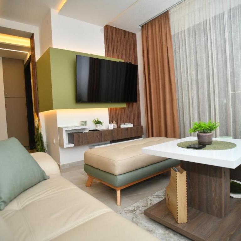 Apartman Viktor LUX - Two-Bedroom Apartment - 1