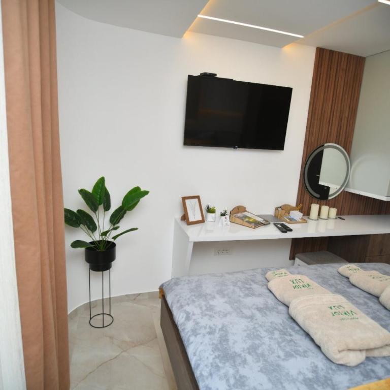 Apartman Viktor LUX - Two-Bedroom Apartment - 22
