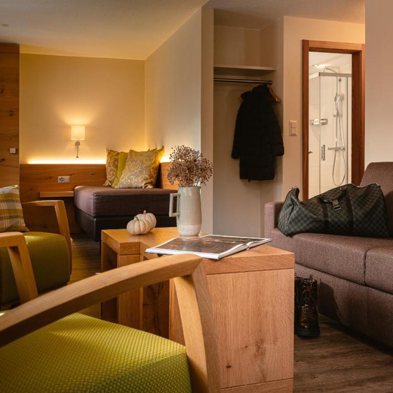 Hotel Landhaus - Familienzimmer mit Balkon - 2