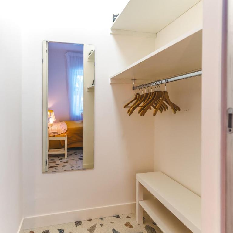Domus Fuorimura - Two-Bedroom House - 15