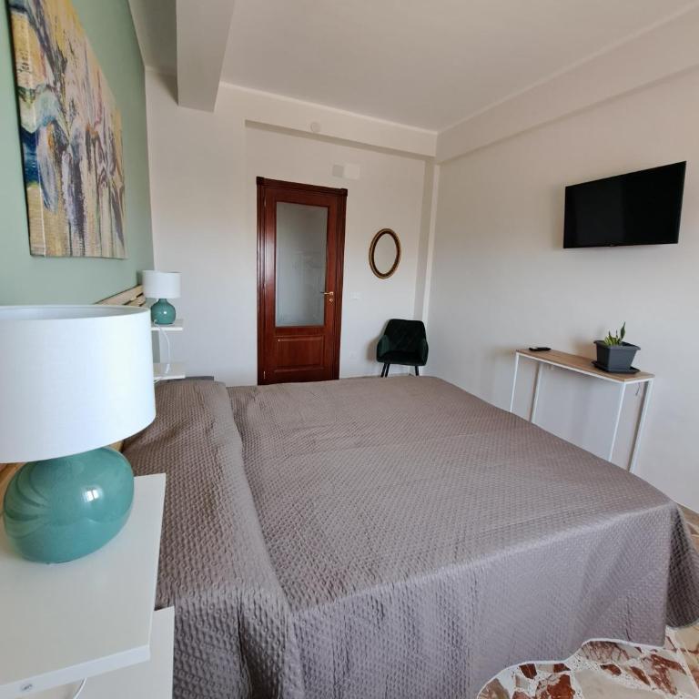 Skyline Palermo - Two-Bedroom Deluxe Apartment with Balcony - 5