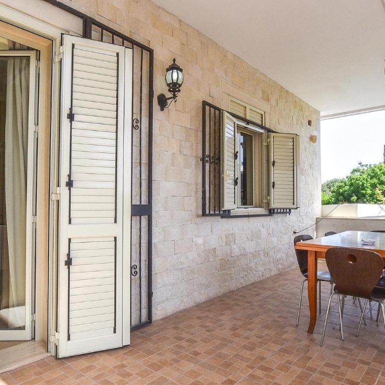 Cozy Home In Pozzallo With Outdoor Swimming Pool - Casa Vacacional de 3 dormitorios - 2