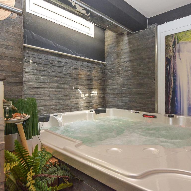 Cozy Home In Pozzallo With Outdoor Swimming Pool - Casa Vacacional de 3 dormitorios - 5