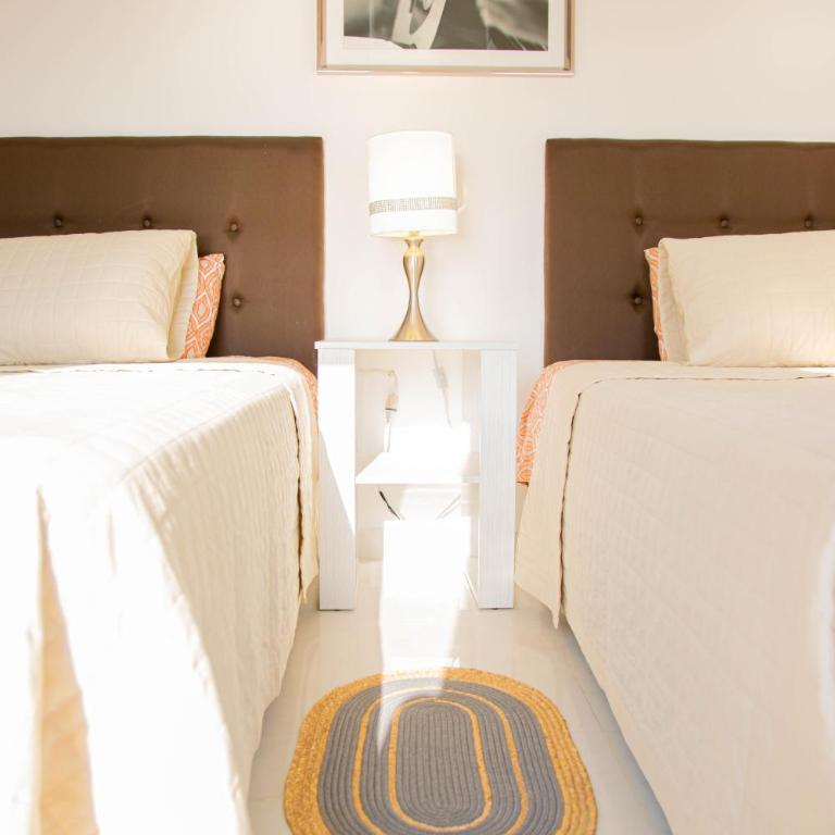 Nobleza Apart Hotel - Twin Room with View - 5