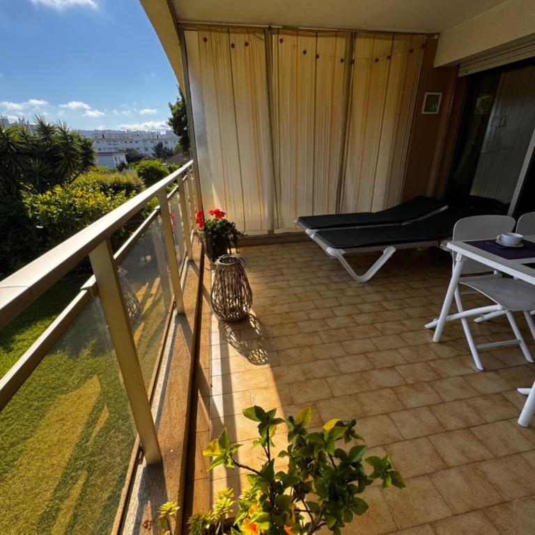 Apt "Laura" Terrasse - Parking - Plage - 5pers - Appartamento con Terrazza - 5