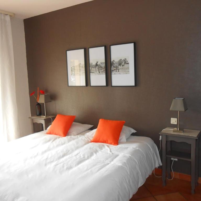 Hôtel Athéna - Chambre Double Confort avec Terrasse - 7