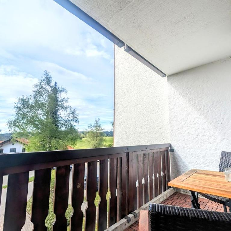 Ferienwohnung AllgäuGlück im Ferienpark Oberallgäu mit Hallenbad, Sauna, WLAN - Apartment mit 1 Schlafzimmer, Balkon und Bergblick - 41