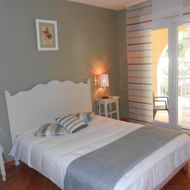 Hôtel Athéna - Chambre Double Classique avec Terrasse - 1