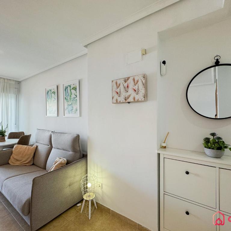 Cómodo y Céntrico Magic World - Apartamento de 2 dormitorios con balcón y vistas al mar - 45