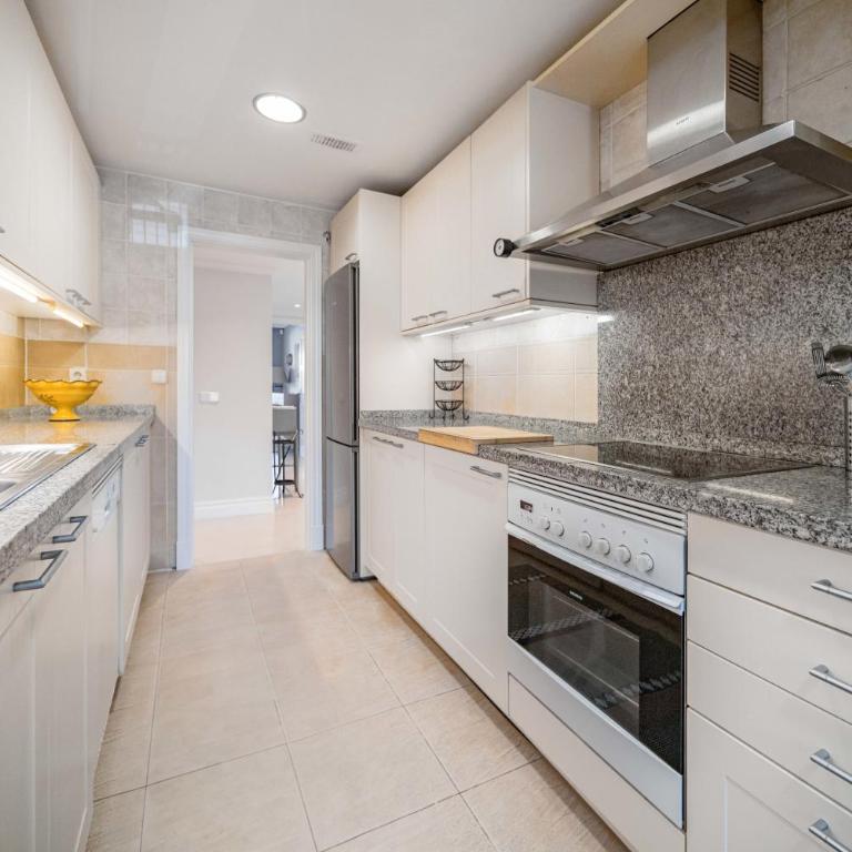 BEACHFRONT GOLDEN MILE PUENTO ROMANO SEA VIEW WIFI - Apartamento - 8