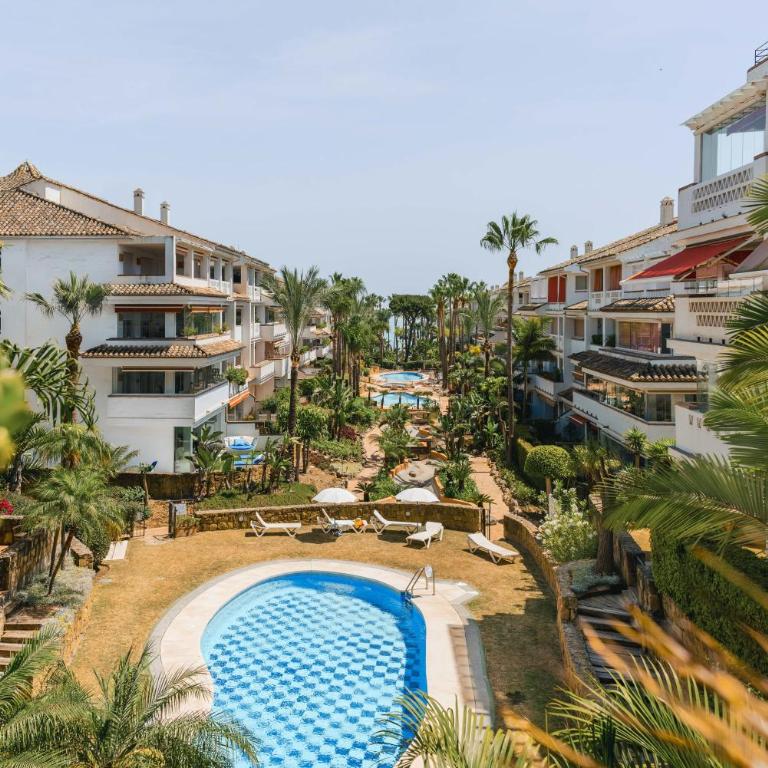 BEACHFRONT GOLDEN MILE PUENTO ROMANO SEA VIEW WIFI - Apartamento - 23