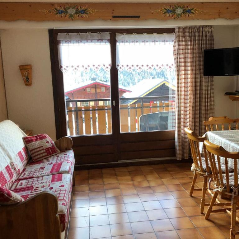 Studio confortable 4 personnes, balcon, Châtel, animaux admis - FR-1-676-188 - Studio - 3
