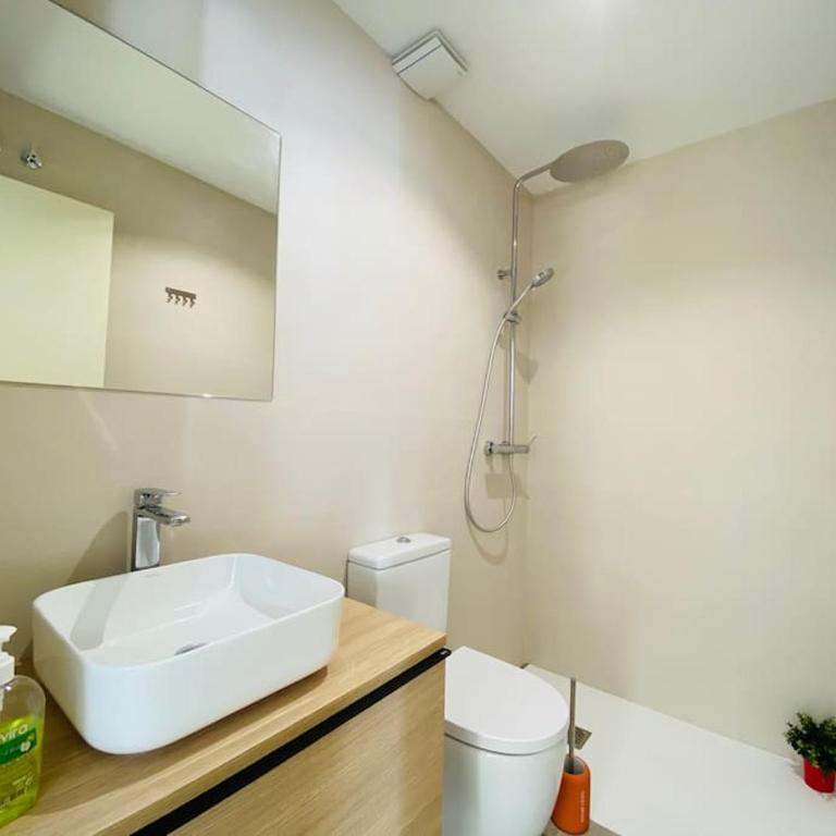 APARTAMENTOS AQUARIUM 100 m2 NEXT TO THE BEACH - Apartamento - Acceso para personas de movilidad reducida - 15