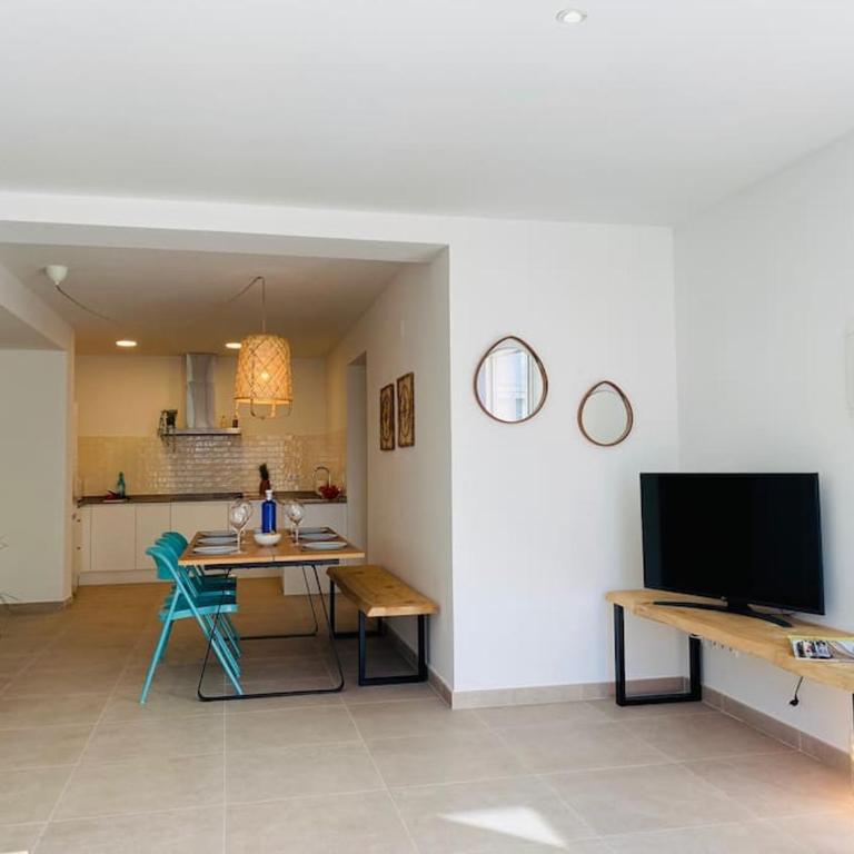 APARTAMENTOS AQUARIUM 100 m2 NEXT TO THE BEACH - Apartamento - Acceso para personas de movilidad reducida - 20