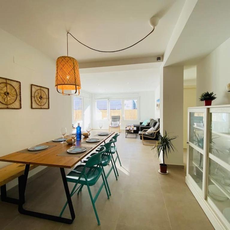 APARTAMENTOS AQUARIUM 100 m2 NEXT TO THE BEACH - Apartamento - Acceso para personas de movilidad reducida - 32