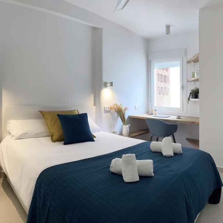 Stylish Modern Apt Unbeatable Location - One-Bedroom Apartment - 5