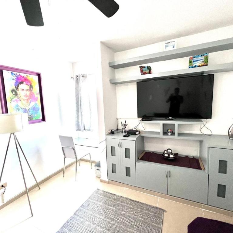 Casa Frida - Two-Bedroom House - 24