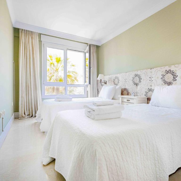 BEACHFRONT GOLDEN MILE PUENTO ROMANO SEA VIEW WIFI - Apartamento - 20