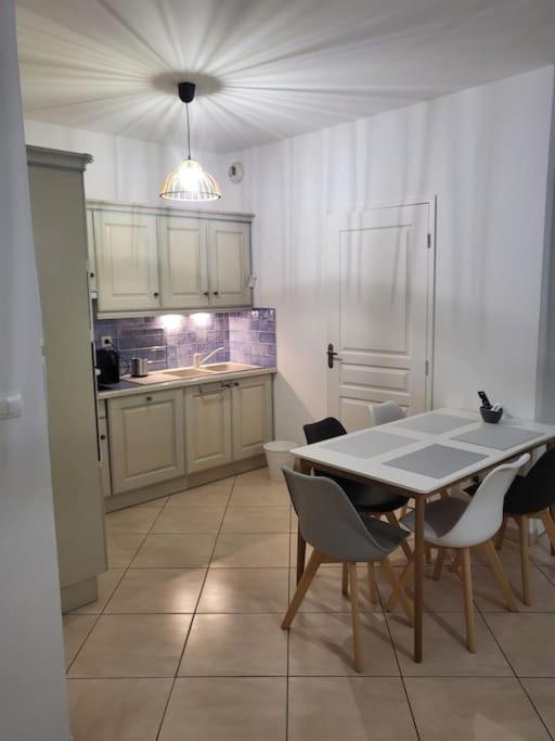 Magnifique appartement en centre-ville av parking - Appartamento con 2 Camere da Letto - 18