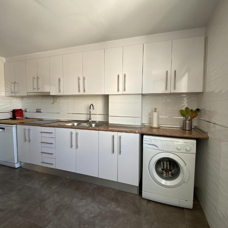 Apartamento en Playa de Gandia - Sólo para Familias - Apartamento de 3 dormitorios y vistas al mar - 10