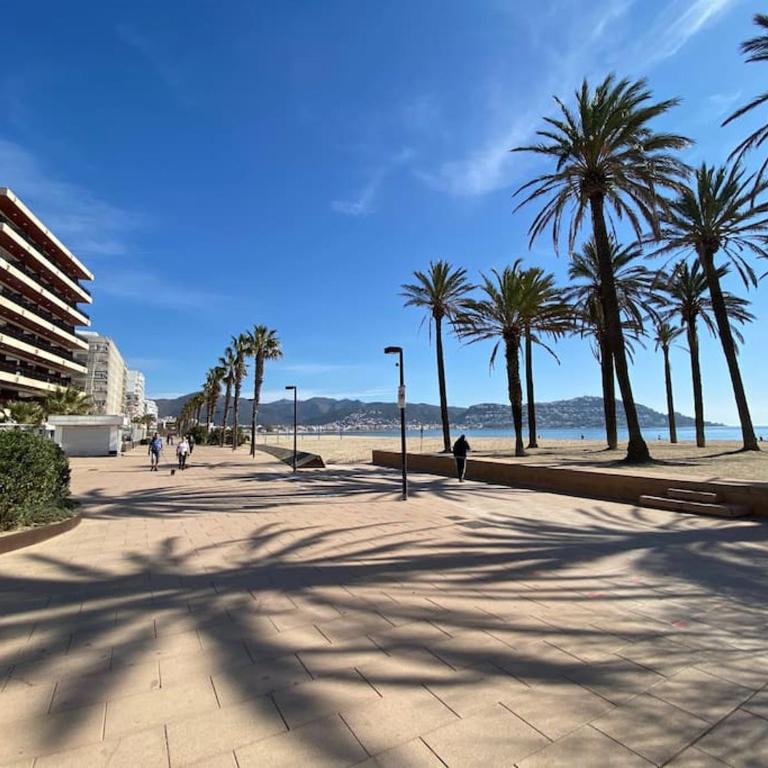 APARTAMENTOS AQUARIUM 1B TERRAZA 25 m2 - Two-Bedroom Apartment - 16