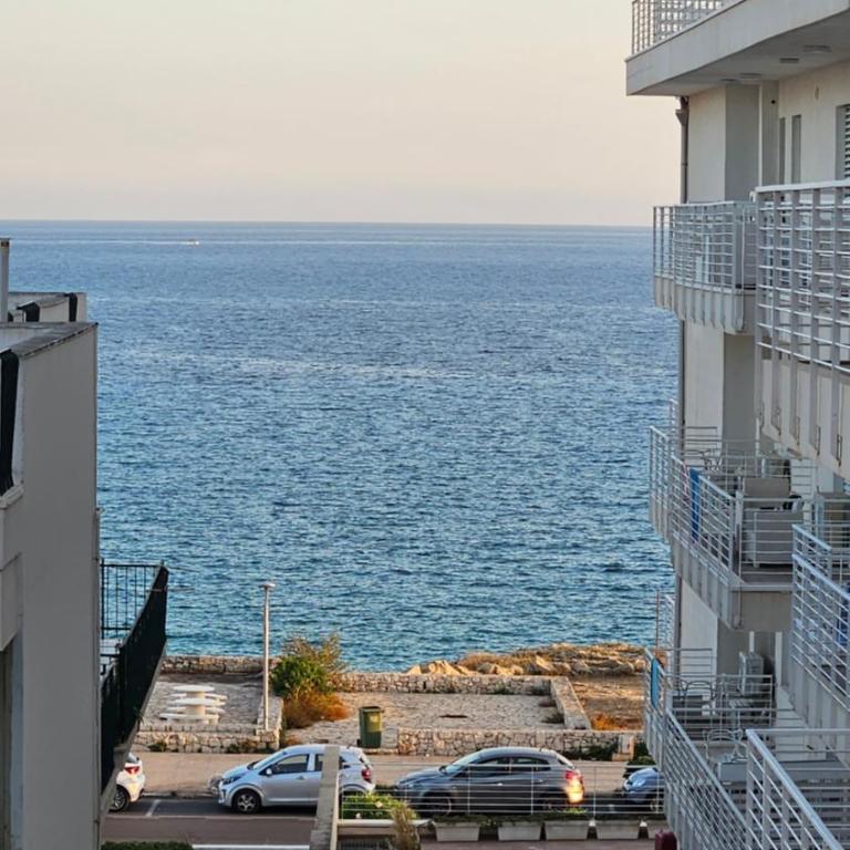 Residenze Azul - Via Brindisi-Udine - Appartamento Loft con 3 Camere da Letto - 3