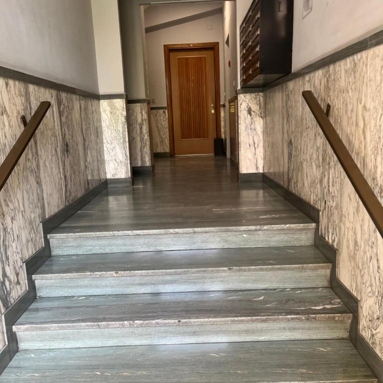 Ampio appartamento centrale - Appartamento con 2 Camere da Letto - 79