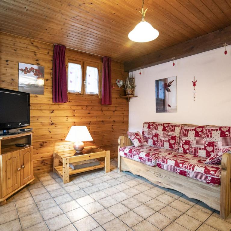 Chalet 3 Pièces, 2 Chambres, Terrasse Privée, Parking - FR-1-676-147 - Appartement - 1