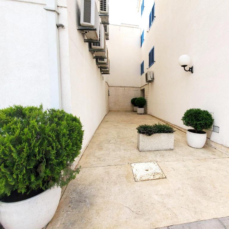 Status-M Apartments Irysh - One-Bedroom Apartment with Balcony and Sea View - 21