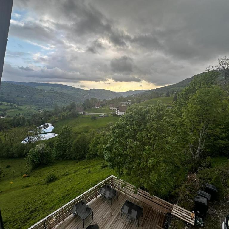 Les Chalets Bambi & Jacuzzi privatif - Appartement 2 Chambres - 10