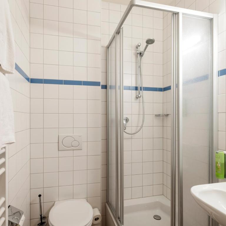 JUFA Hotel Kaprun - inklusive Sommerkarte Zell am See & Kaprun - Dreibettzimmer - 8