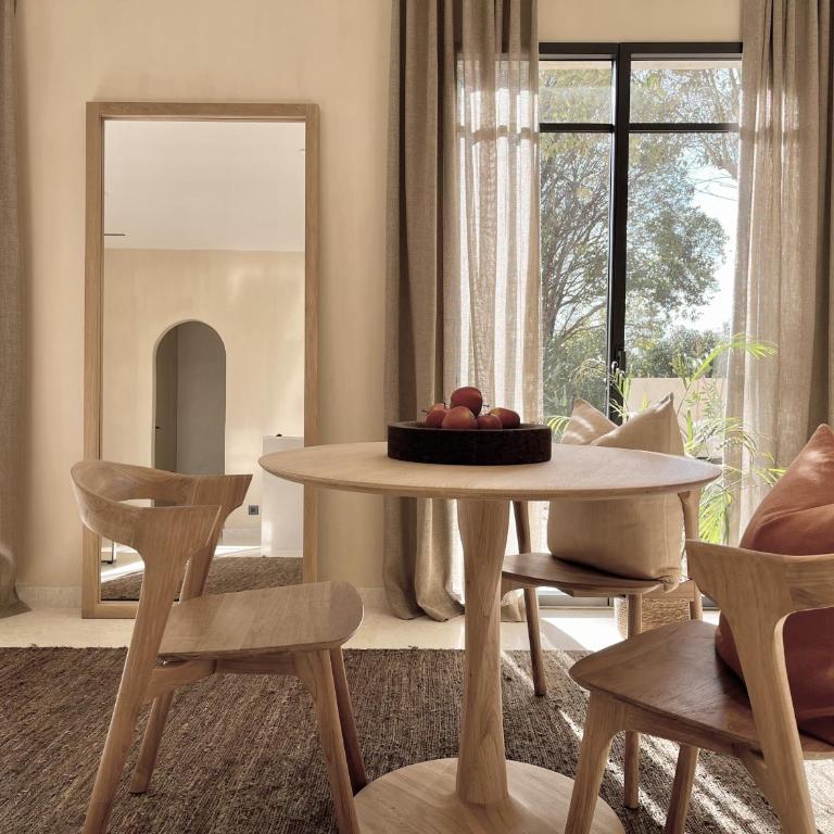 Toile Blanche - Villa avec Piscine Privée - 11