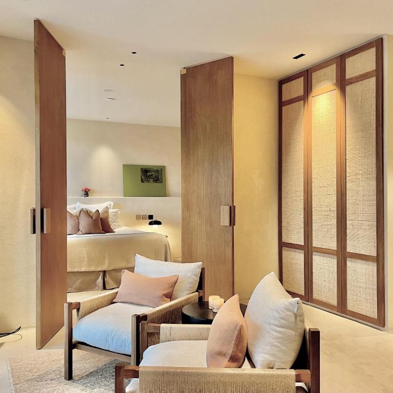 Toile Blanche - Suite avec Piscine Privée - 1