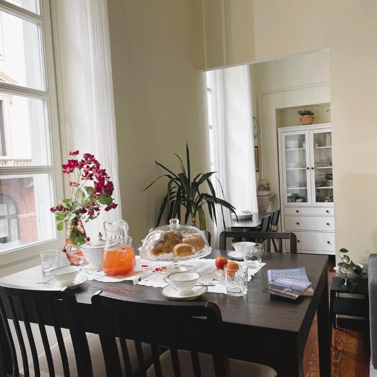 La Casa di Ringhiera - silenzioso appartamento di charme con balcone nel quadrilatero romano - Two-Bedroom Apartment - 7