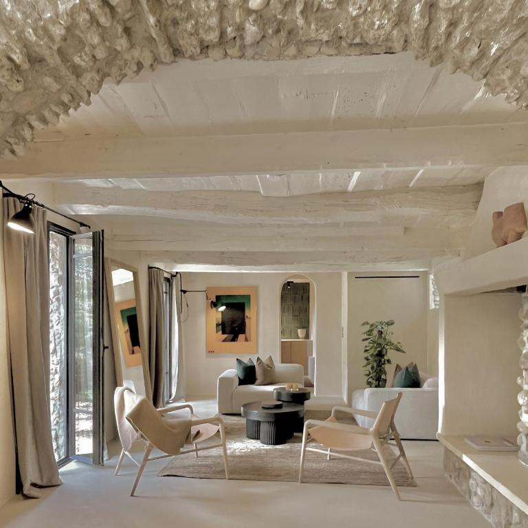 Toile Blanche - Villa - 1