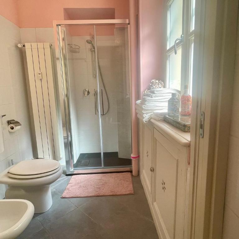 La Casa di Ringhiera - silenzioso appartamento di charme con balcone nel quadrilatero romano - Two-Bedroom Apartment - 25